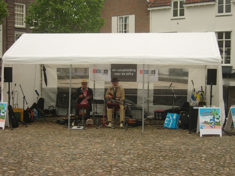 SAMSUNG DIGITAL CAMERA