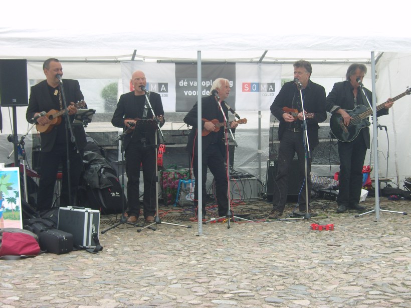 SAMSUNG DIGITAL CAMERA