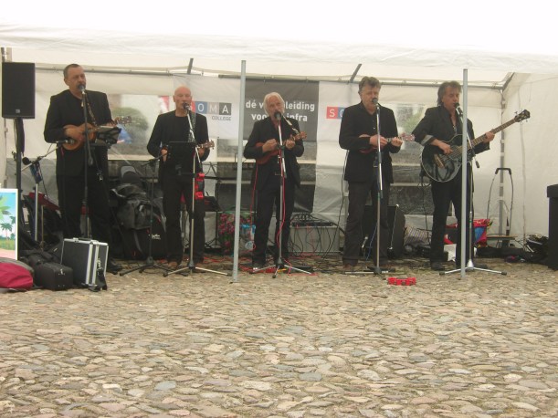 SAMSUNG DIGITAL CAMERA