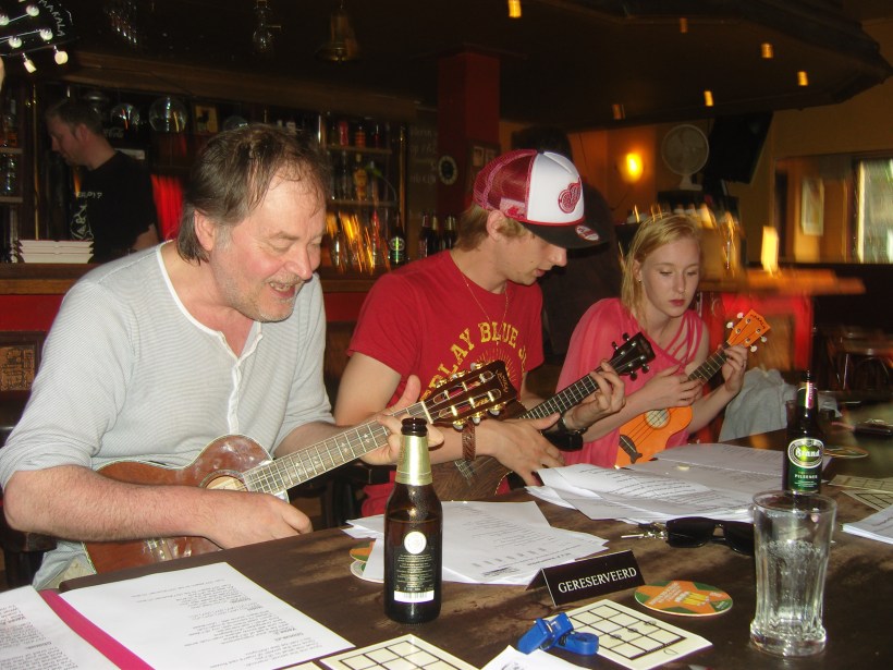 SAMSUNG DIGITAL CAMERA