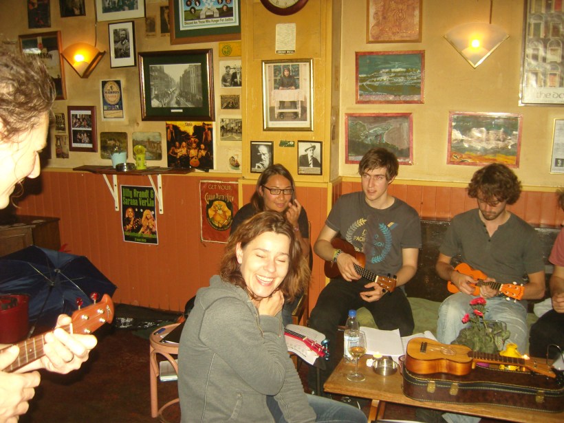 SAMSUNG DIGITAL CAMERA