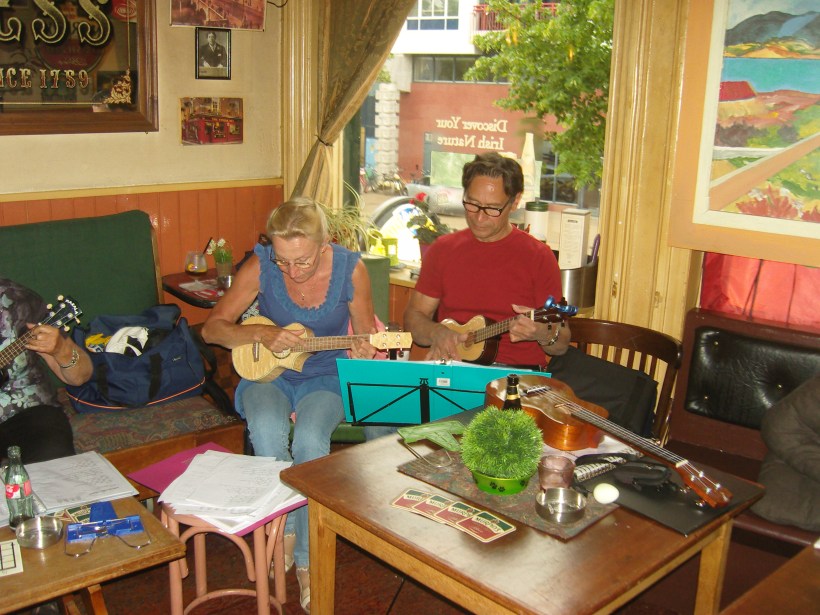 SAMSUNG DIGITAL CAMERA